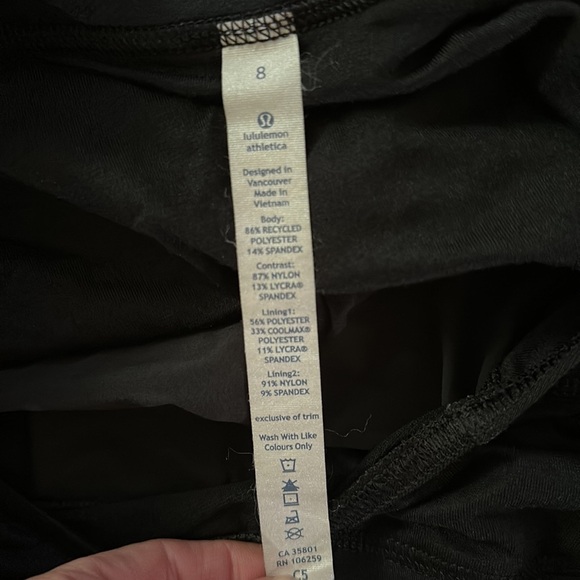 Lululemon Short Shorts - Picture 8 of 8